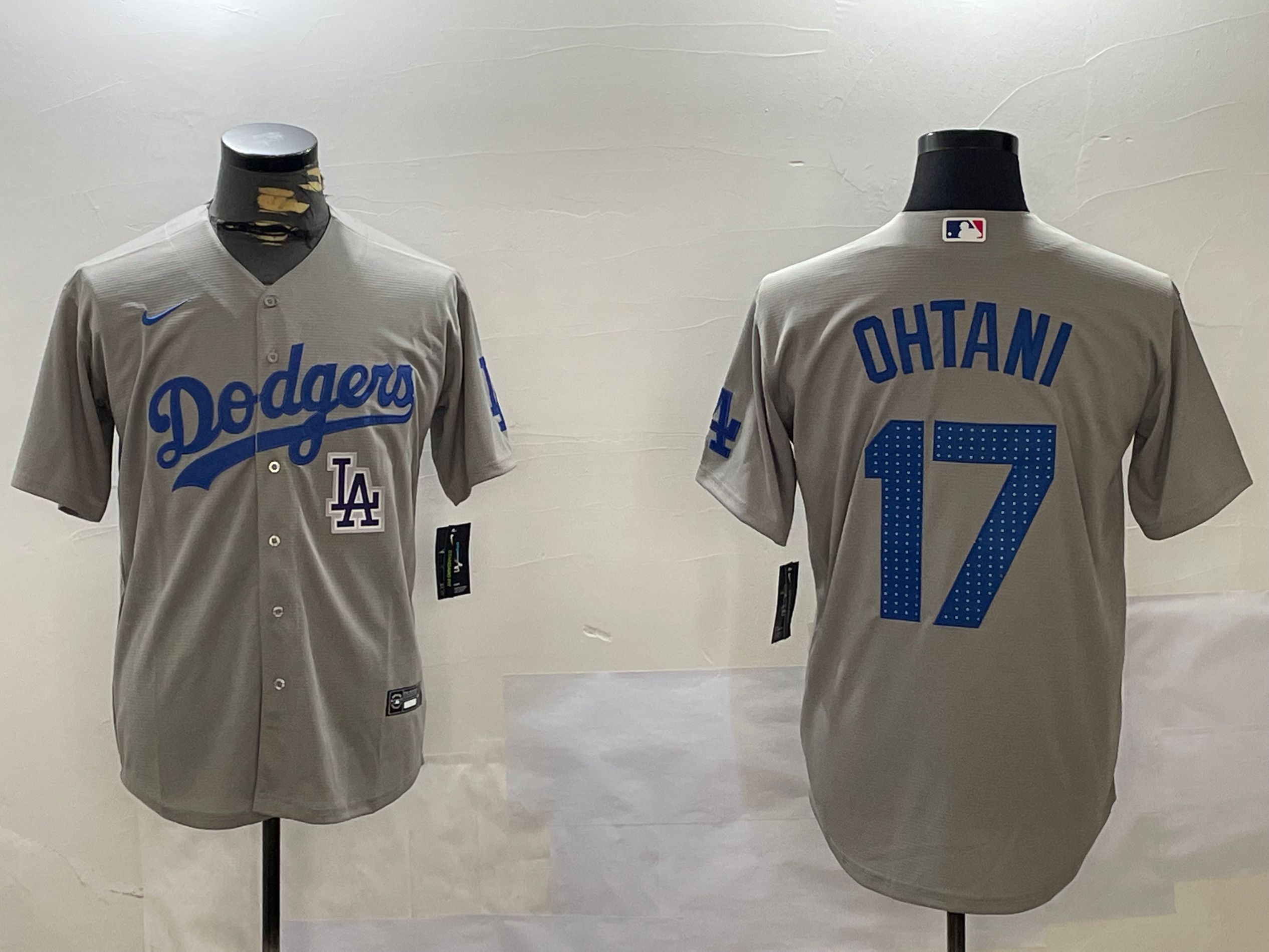 Men Los Angeles Dodgers #17 Ohtani Grey Game 2024 Nike MLB Jersey style 121610